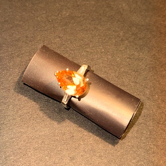Silver and Citrine Ring Sz 7 - Picture 4 of 10